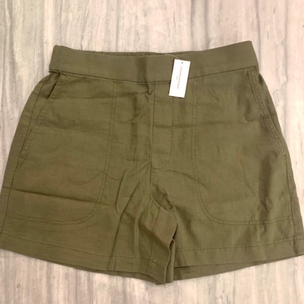 Banana Republic linen-blend easy shorts, size small NWT